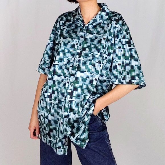 Vintage Other - SOLD Y2k cyber print short sleeve button down